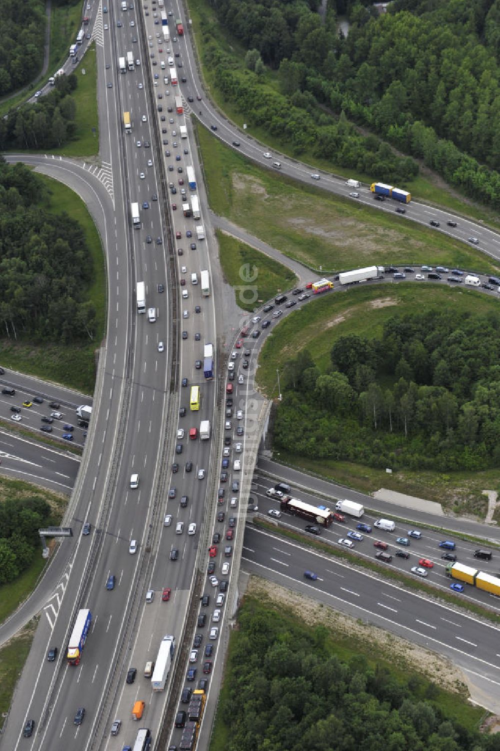 Stuttgart aus der Vogelperspektive: Autobahnkreuz Stuttgart in Baden-Württemberg