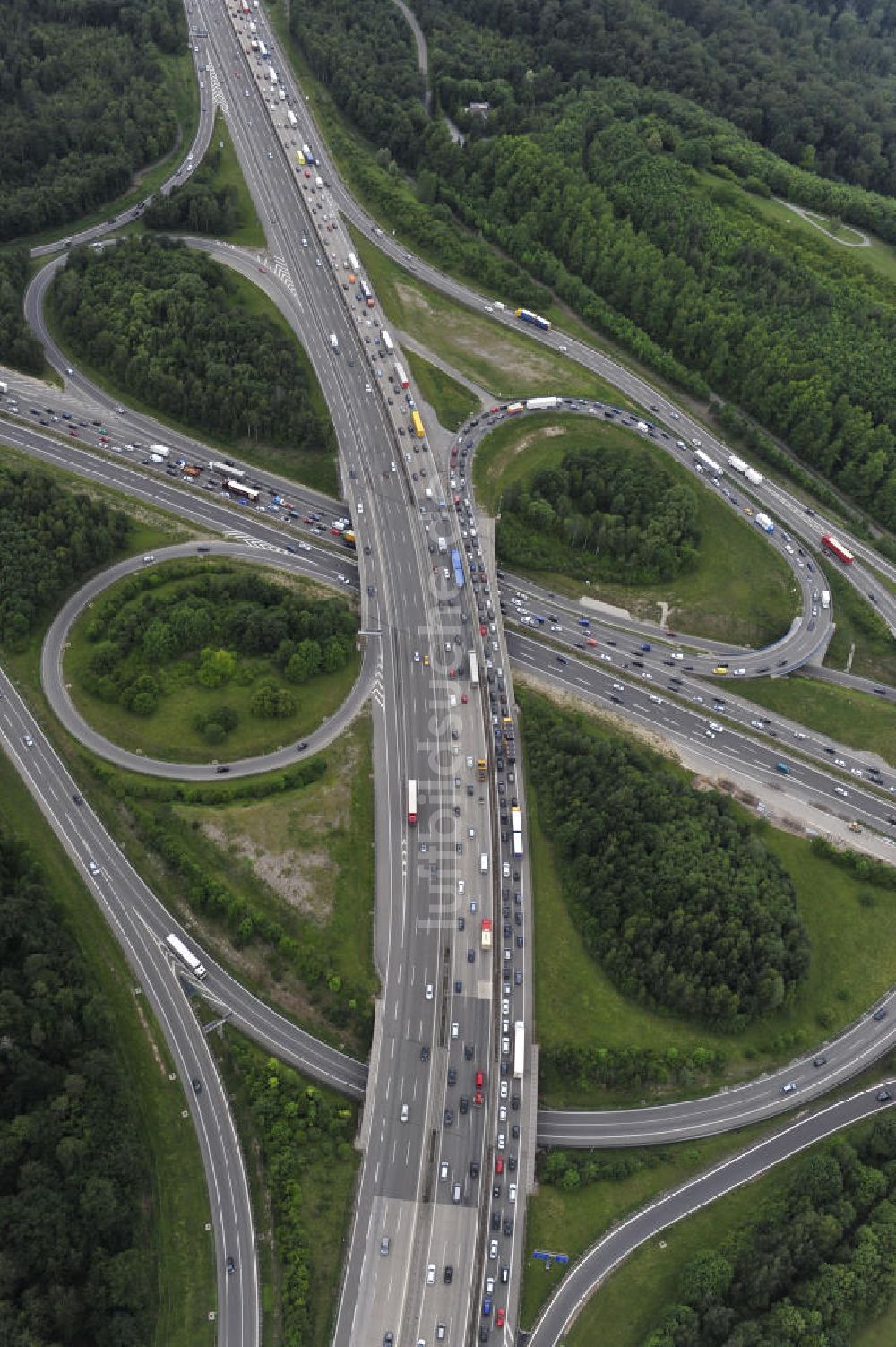 Stuttgart von oben - Autobahnkreuz Stuttgart in Baden-Württemberg