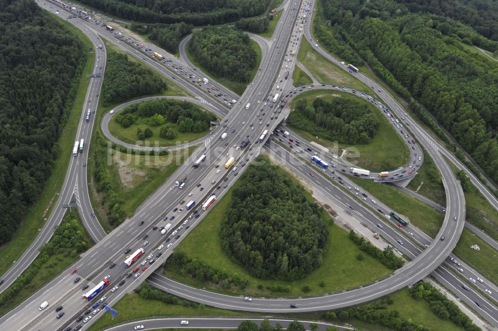 Stuttgart aus der Vogelperspektive: Autobahnkreuz Stuttgart in Baden-Württemberg