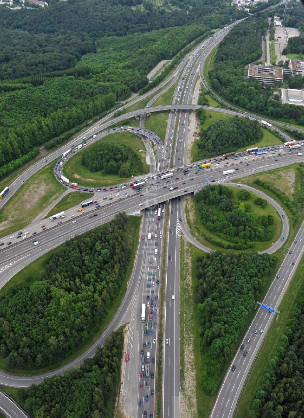 Stuttgart aus der Vogelperspektive: Autobahnkreuz Stuttgart in Baden-Württemberg