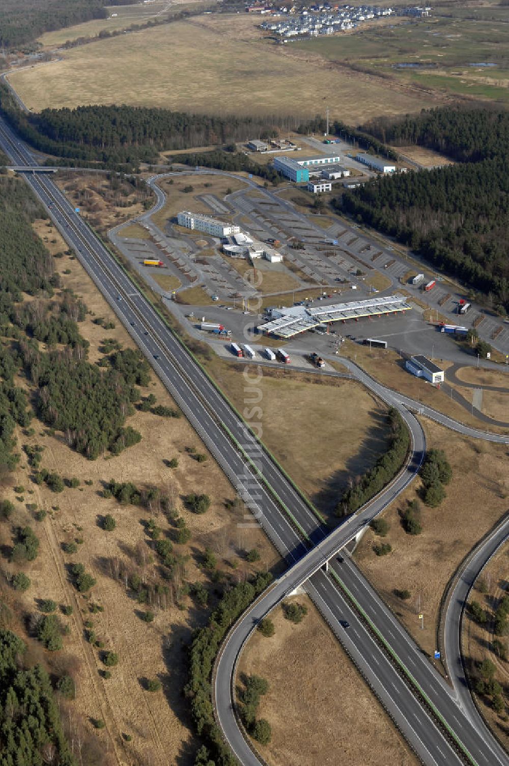 Stolpe aus der Vogelperspektive: Autobahnraststätte Stolpe