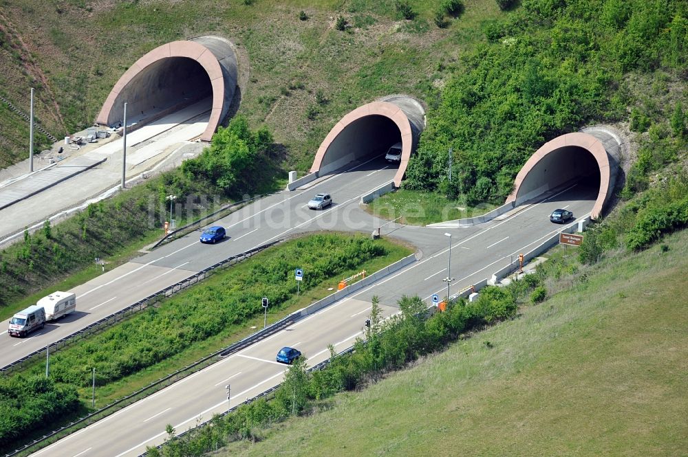 Behringen aus der Vogelperspektive: Autobahntunnel bei Behringen in Thüringen