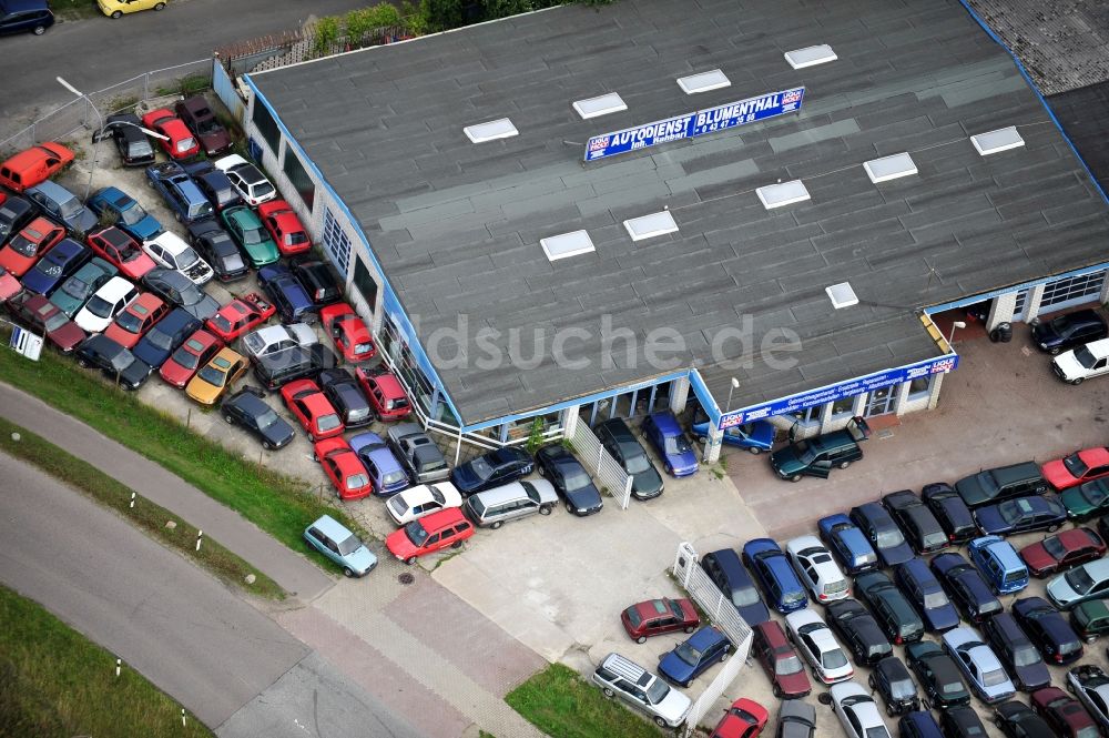 Blumenthal von oben - Autodienst Blumenthal im Bundesland Schleswig-Holstein