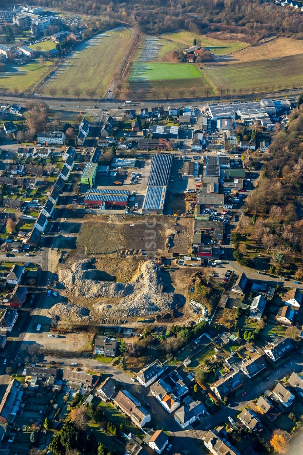 Luftbild Bottrop - Autohandels- Gebäude des Autohaus Borgmann GmbH an der Schubertstraße im Gewerbegebiet Mozartstraße im Ortsteil Eigen in Bottrop im Bundesland Nordrhein-Westfalen