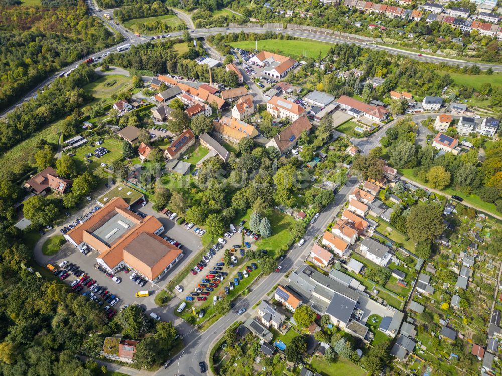 Dresden aus der Vogelperspektive: Autohandels- Gebäude der Autohaus Dresden GmbH im Ortsteil Kaitz in Dresden im Bundesland Sachsen, Deutschland