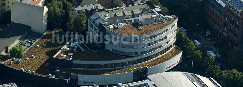 Luftbild Berlin - Autohandels- Gebäude des Autohauses Porsche Zentrum Berlin an der Franklinstraße im Ortsteil Charlottenburg in Berlin, Deutschland