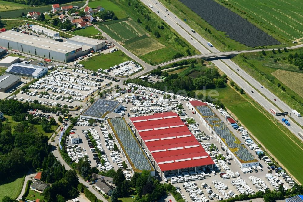 Luftbild Sulzemoos - Autohandels- Gebäude des Autohauses Wohnwagencenter Hofstetter in Sulzemoos im Bundesland Bayern, Deutschland