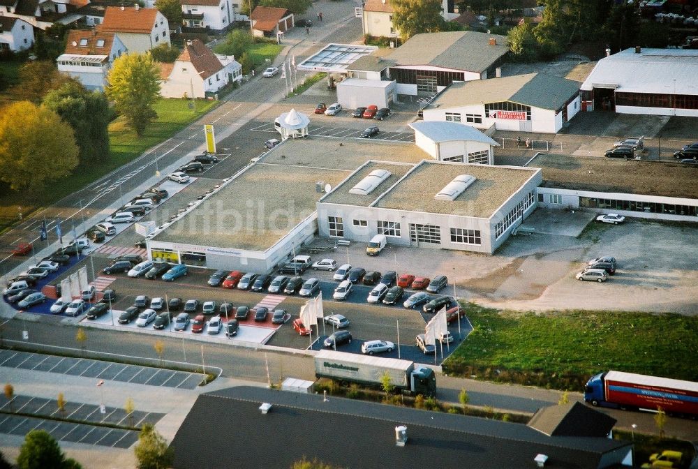 Luftbild Kandel - Autohandels- Gebäude des Opel-Autohauses Opel-Tretter in Kandel im Bundesland Rheinland-Pfalz