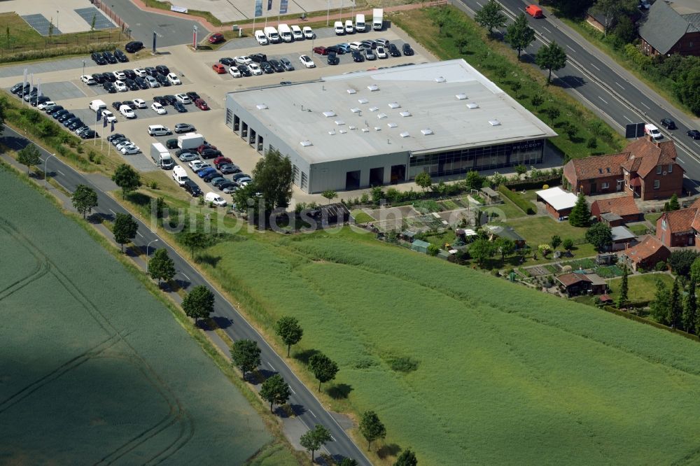 Luftaufnahme Garbsen - Autohaus Auto Schrader GmbH im Ortsteil Meyenfeld-Ost in Garbsen im Bundesland Niedersachsen