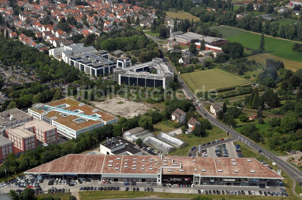 Luftaufnahme Bad Homburg von der Höhe - Autohaus und Bürogebäude in Bad Homburg