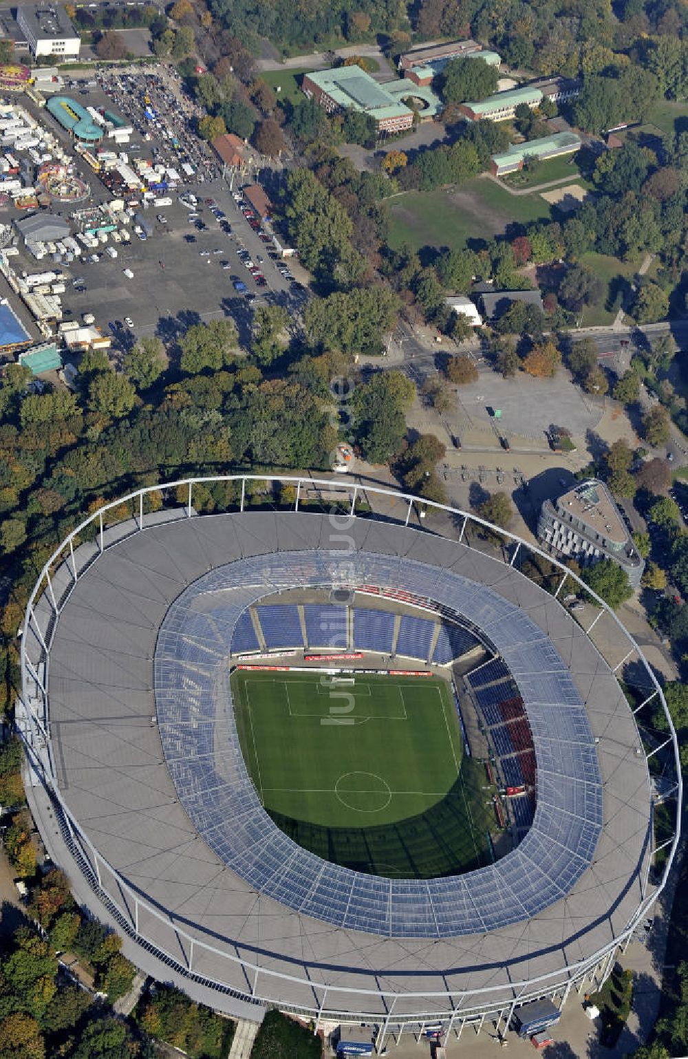 Hannover aus der Vogelperspektive: AWD-Arena Hannover