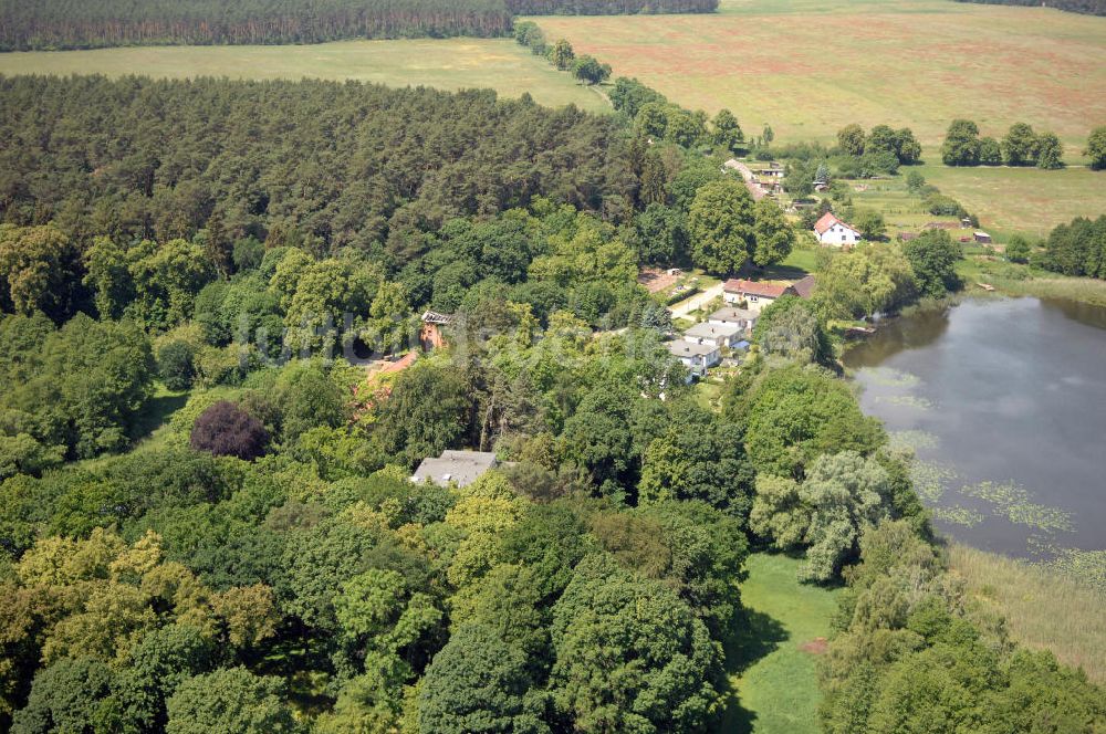 Dambeck aus der Vogelperspektive: AWO SANO Familienferienpark in Dambeck am Müritz-Nationalpark