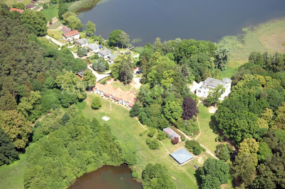 Dambeck aus der Vogelperspektive: AWO SANO Familienferienpark in Dambeck am Müritz-Nationalpark