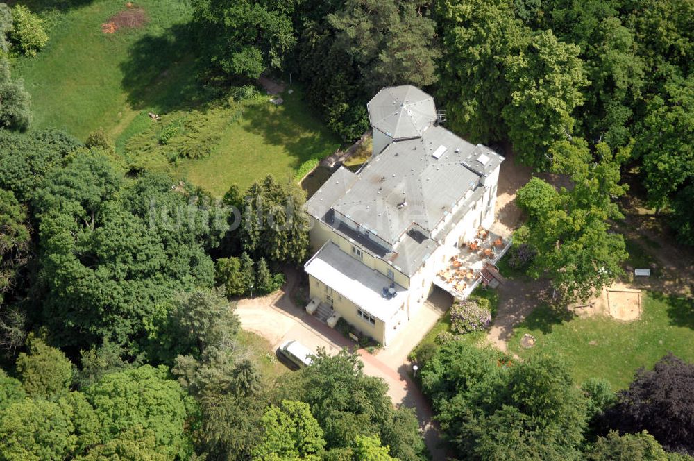 Dambeck aus der Vogelperspektive: AWO SANO Familienferienpark in Dambeck am Müritz-Nationalpark