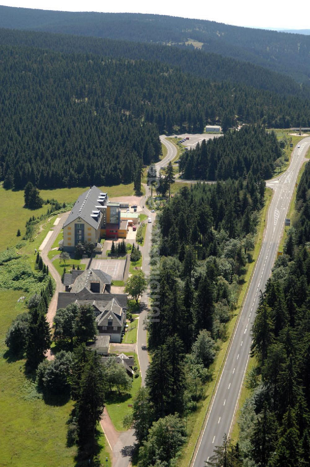 Luftaufnahme Oberhof - Awo Sano Ferienzentrum Oberhof