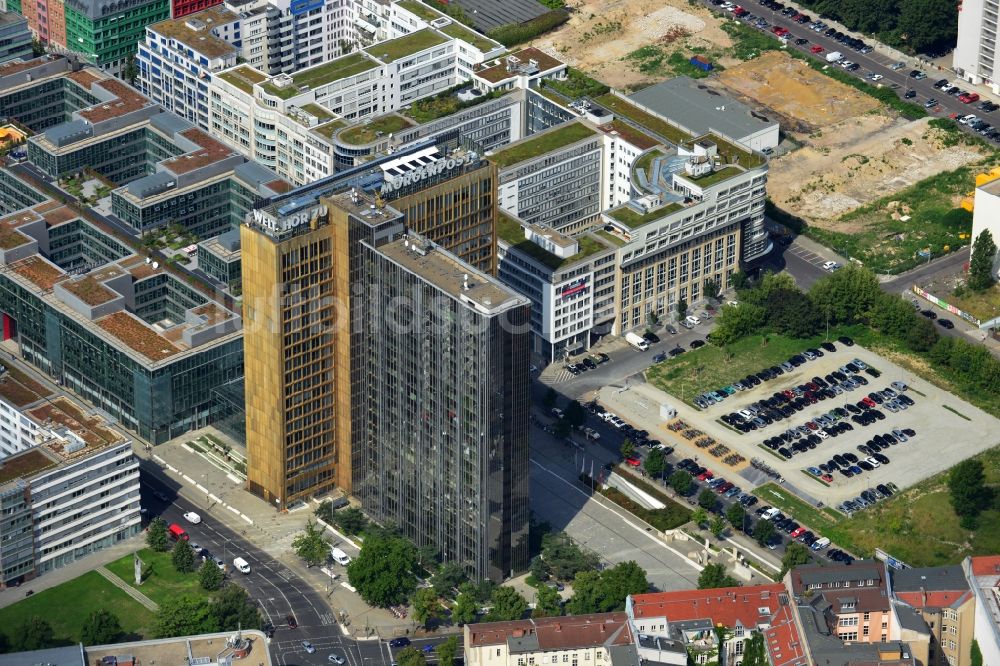 Luftaufnahme Berlin - Axel-Springer- Hochhaus in Berlin - Kreuzberg