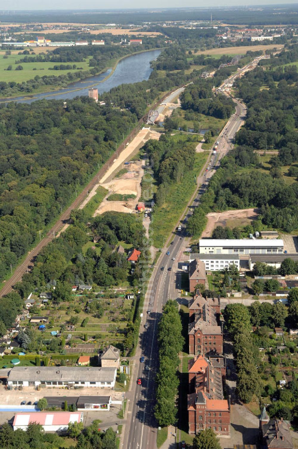 Luftbild Dessau-Roßlau - B184 zwischen Roßlau und Dessau