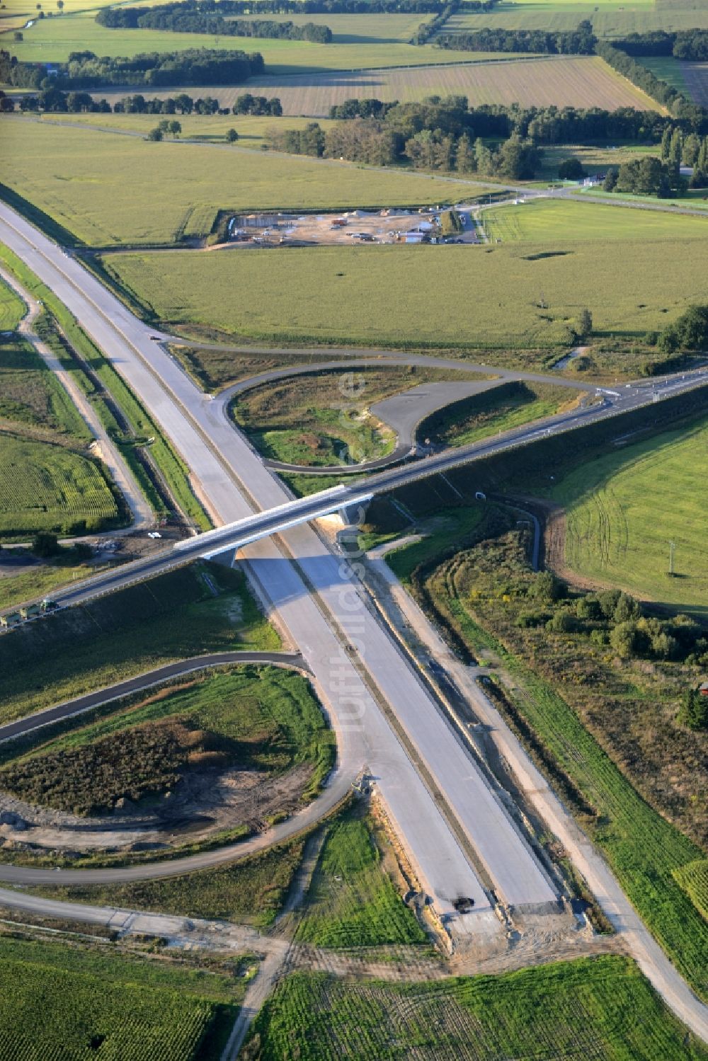 Karstädt von oben - BAB A14 Autobahn- Ausbau im Streckenverlauf der Landesstraße L131 in Karstädt im Bundesland Brandenburg