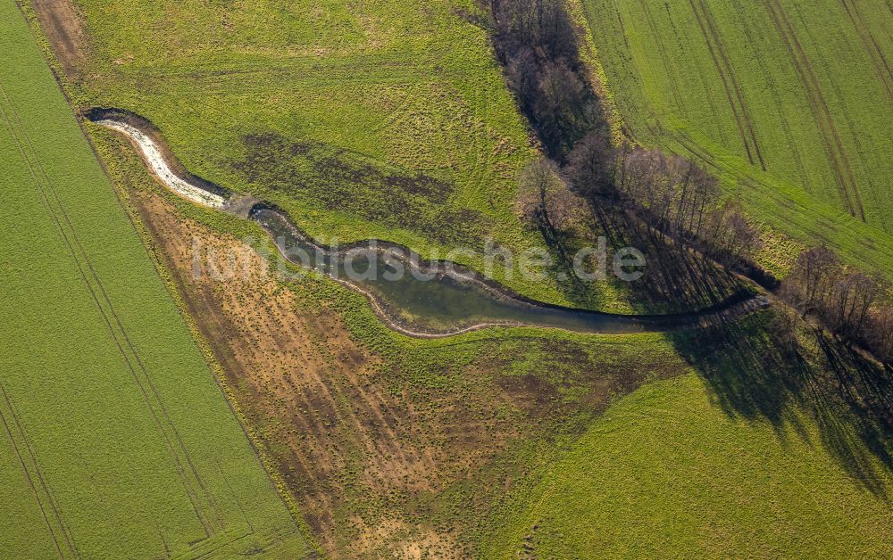 Luftaufnahme Selm - Bach Paßbach im Josef Lüffe Park in Selm im Bundesland Nordrhein-Westfalen, Deutschland