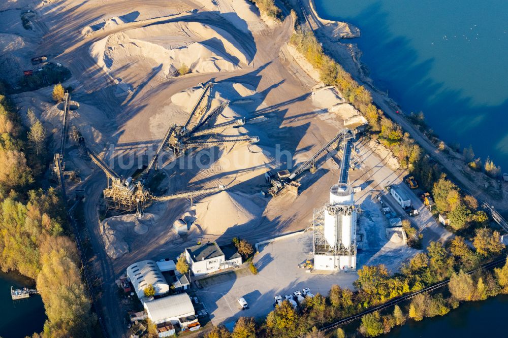 Luftbild Vorst - Baggersee und Kies- Tagebau der Holcim Kies und Splitt GmbH in Vorst im Bundesland Nordrhein-Westfalen, Deutschland