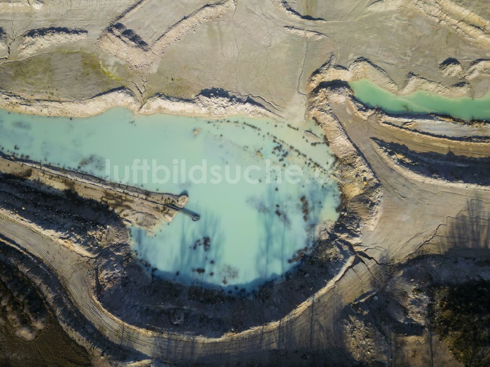 Luftbild Priestewitz - Baggersee und Kies- Tagebau Kaolingrube Ockrilla - Das Blaue Loch in Priestewitz im Bundesland Sachsen, Deutschland