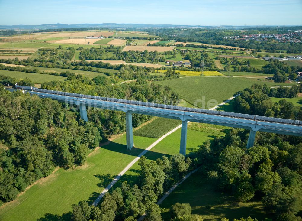 Markgröningen von oben - Bahn- Brückenbauwerk Glemstalbrücke in Markgröningen im Bundesland Baden-Württemberg, Deutschland