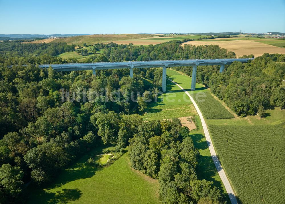 Luftbild Markgröningen - Bahn- Brückenbauwerk Glemstalbrücke in Markgröningen im Bundesland Baden-Württemberg, Deutschland