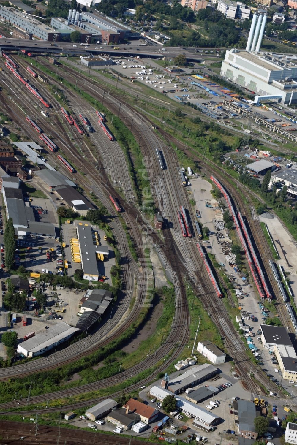 Luftaufnahme Dresden - Bahn- Kreuzung der Schienen- und Gleisanlagen der Deutschen Bahn in Dresden im Bundesland Sachsen