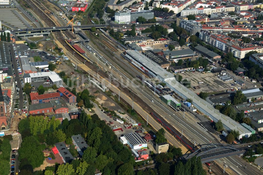 Luftbild Berlin Friedrichshain - Bahn Strecken- Ausbau an der Modersohnbrücke entlang der Modersohnstraße im Stadtteil Friedrichshain von Berlin