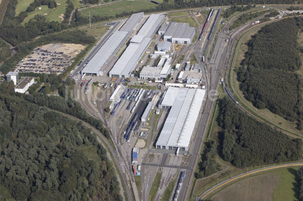 Wegberg aus der Vogelperspektive: Bahnbetriebswerk und Ausbesserungswerk für Schienenfahrzeuge in Wegberg im Bundesland Nordrhein-Westfalen, Deutschland