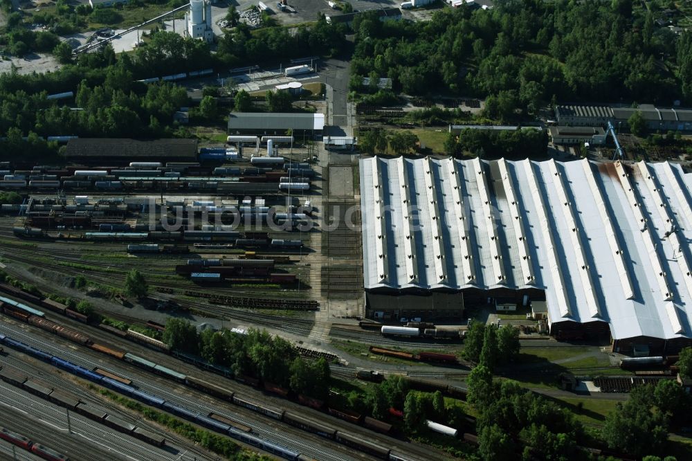 Luftbild Leipzig - Bahnbetriebswerk und Ausbesserungswerk, Wartung und Instandhaltung von Zügen und Waggons des Güterverkehrs im Stadtteil Engelsdorf in Leipzig im Bundesland Sachsen