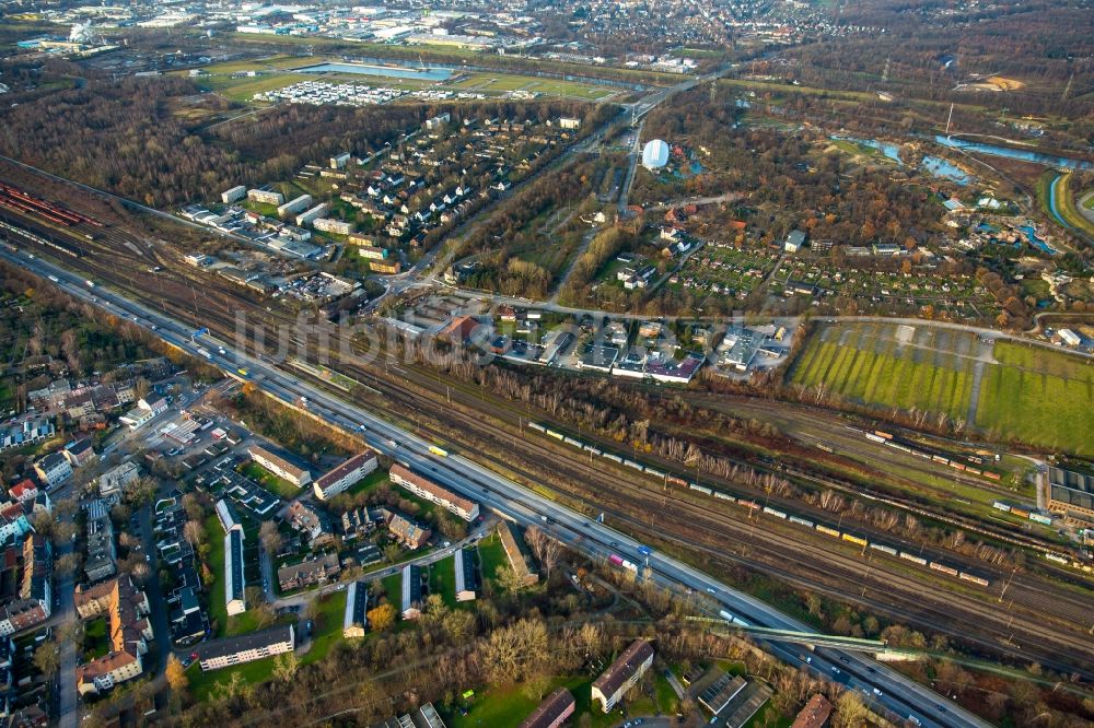 Gelsenkirchen von oben - Bahnbetriebswerk und Ausbesserungswerk West im Güterverkehr der Deutschen Bahn in Gelsenkirchen im Bundesland Nordrhein-Westfalen