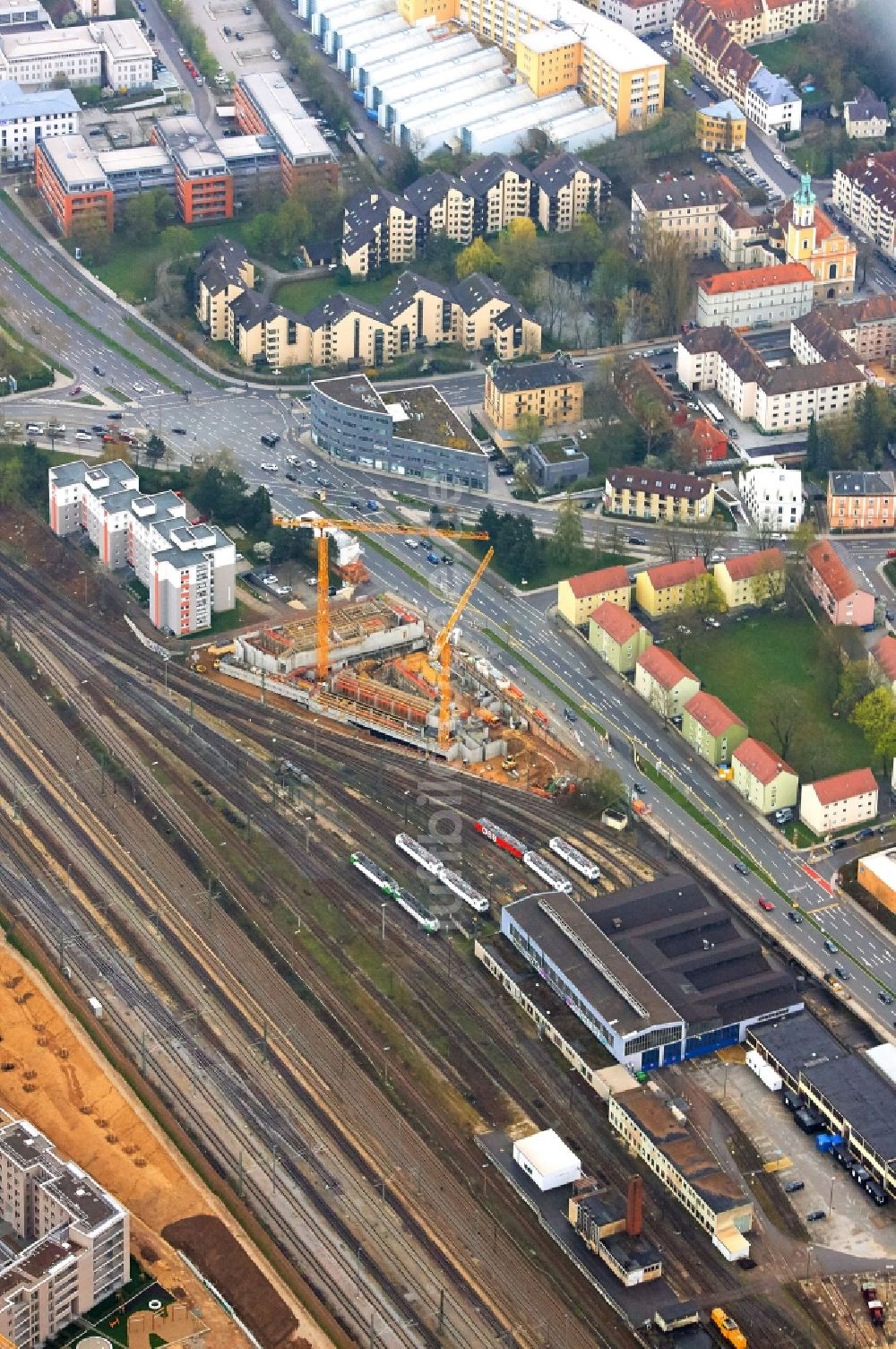 Luftaufnahme Regensburg - Bahnbetriebswerk und Ausbesserungswerk von Zügen des Personentransportes im Ortsteil Kumpfmühl-Ziegetsdorf-Neuprüll in Regensburg im Bundesland Bayern, Deutschland