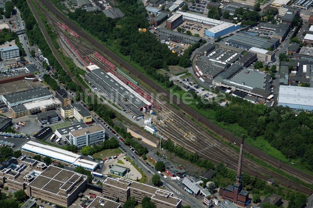 Luftaufnahme Essen - Bahnbetriebswerk und Ausbesserungswerk von Zügen an der Schederhofstraße in Essen im Bundesland Nordrhein-Westfalen, Deutschland