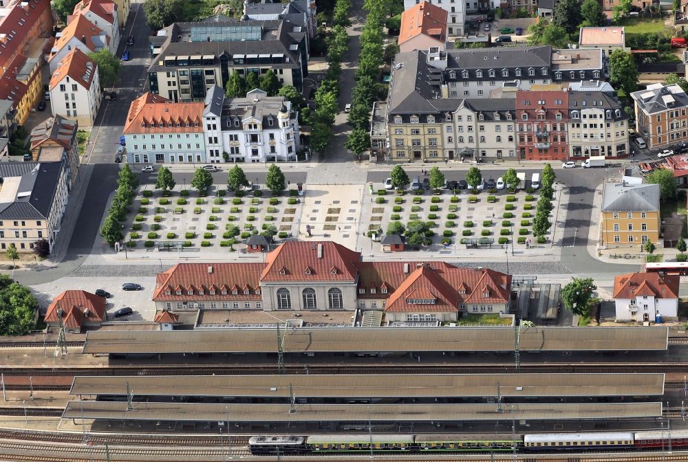 Weimar von oben - Bahnhof und August-Baudert-Platz in Weimar im Bundesland Thüringen