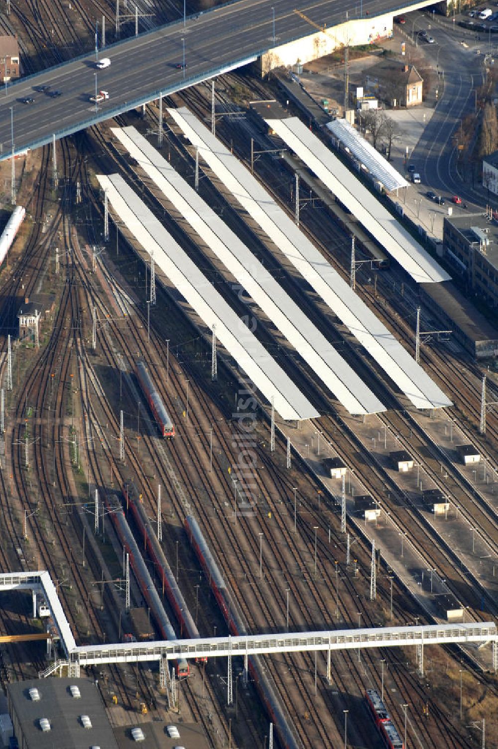 Luftbild Berlin - Bahnhof Berlin-Lichtenberg