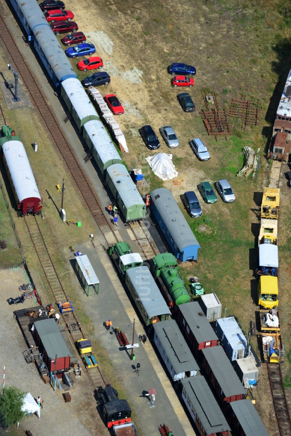 Luftbild Kleinbahren - Bahnhof der Niederlausitzer Museumseisenbahn ( NLME ) in Kleinbahren im Bundesland Brandenburg in Deutschland