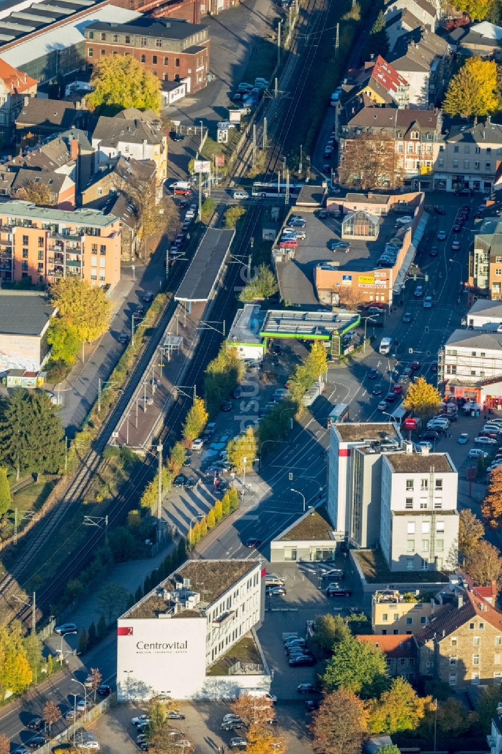 Luftaufnahme Witten - Bahnhofsgebäude und Gleisanlagen des S-Bahnhofes Witten-Annen Nord in Witten im Bundesland Nordrhein-Westfalen