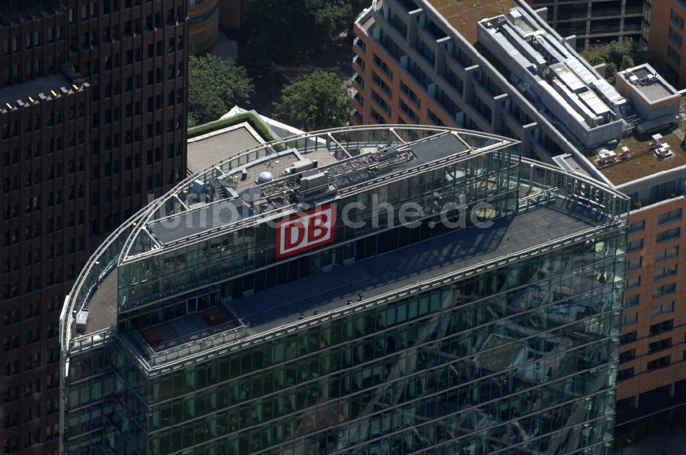 Berlin aus der Vogelperspektive: Bahntower am Sony Center am Potsdamer Platz