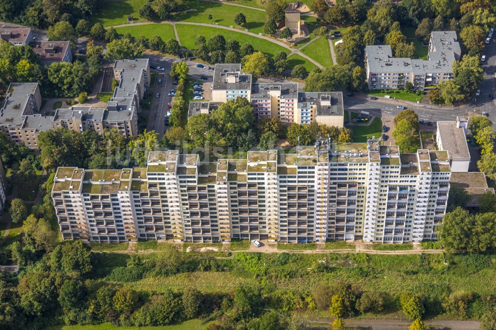 Luftaufnahme Dortmund - Balkon- Und Fenster- Fassade An Der Plattenbau ...