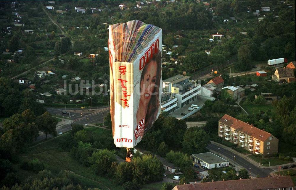 Luftaufnahme Strausberg / Brandenburg - Ballonfahrertreffen am Flugplatz Strausberg