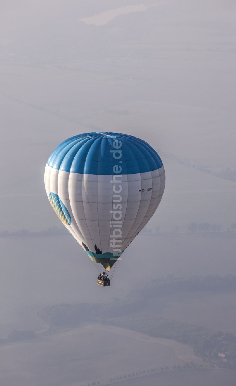 Schwerin aus der Vogelperspektive: Ballonfahrt am nördlichen Stadtrand von Schwerin im Bundesland Mecklenburg-Vorpommern