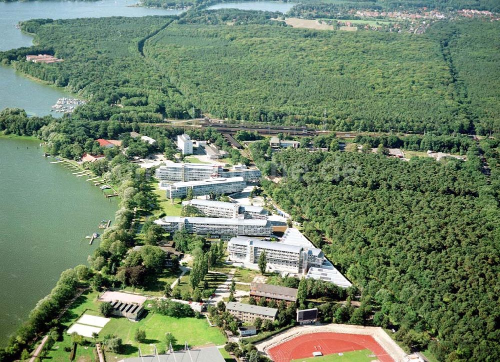 Potsdam / BRB von oben - Bankengebäude in der Nähe des alten Potsdamer Hauptbahnhofes am Luftschiffhafen.