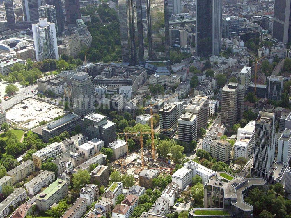 Frankfurt - Main / Hessen von oben - Bankenviertel in Frankfurt / Main