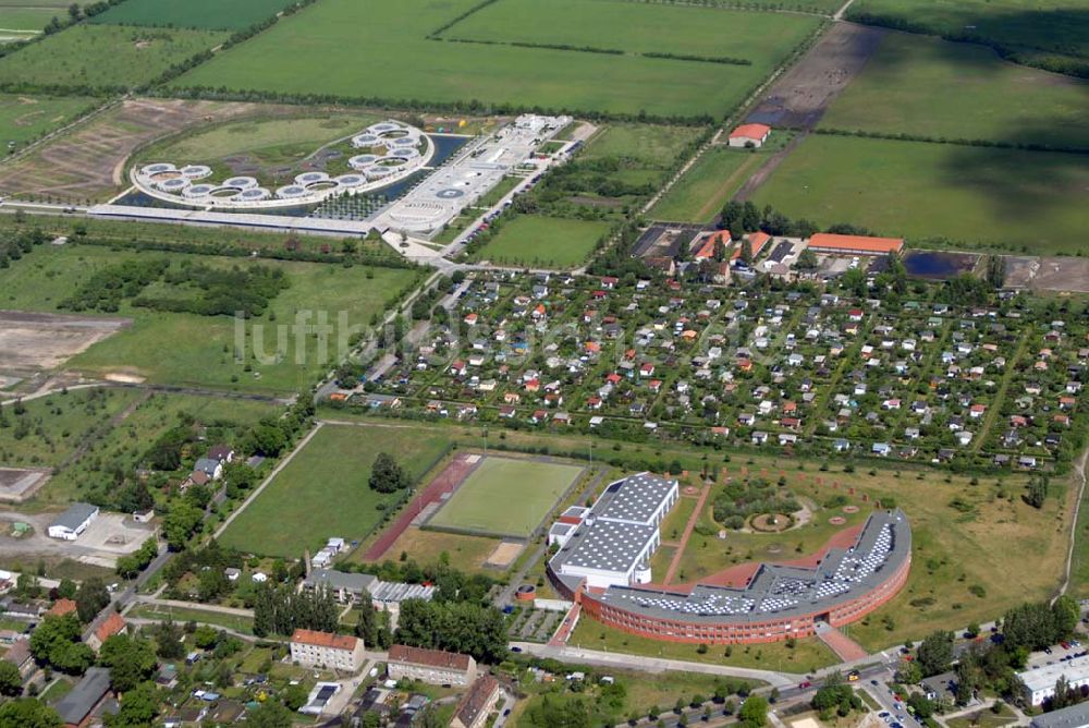 Berlin -Hohenschönhausen von oben - Barnim Gymnasium in Berlin