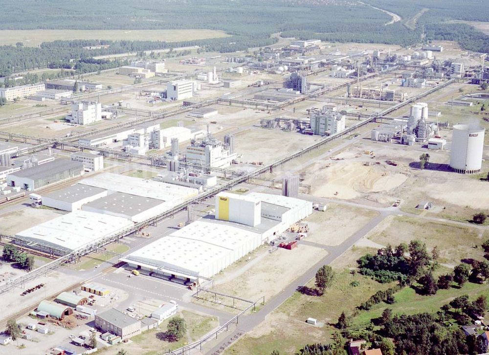 Schwarzheide - Brandenburg von oben - BASF-Werksanlagen am Standort Schwarzheide / Brandenburg.