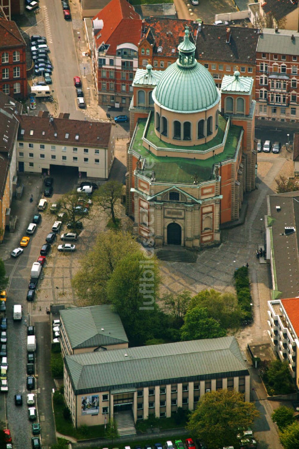 Luftbild Hannover - Basilika St. Clemens in Hannover