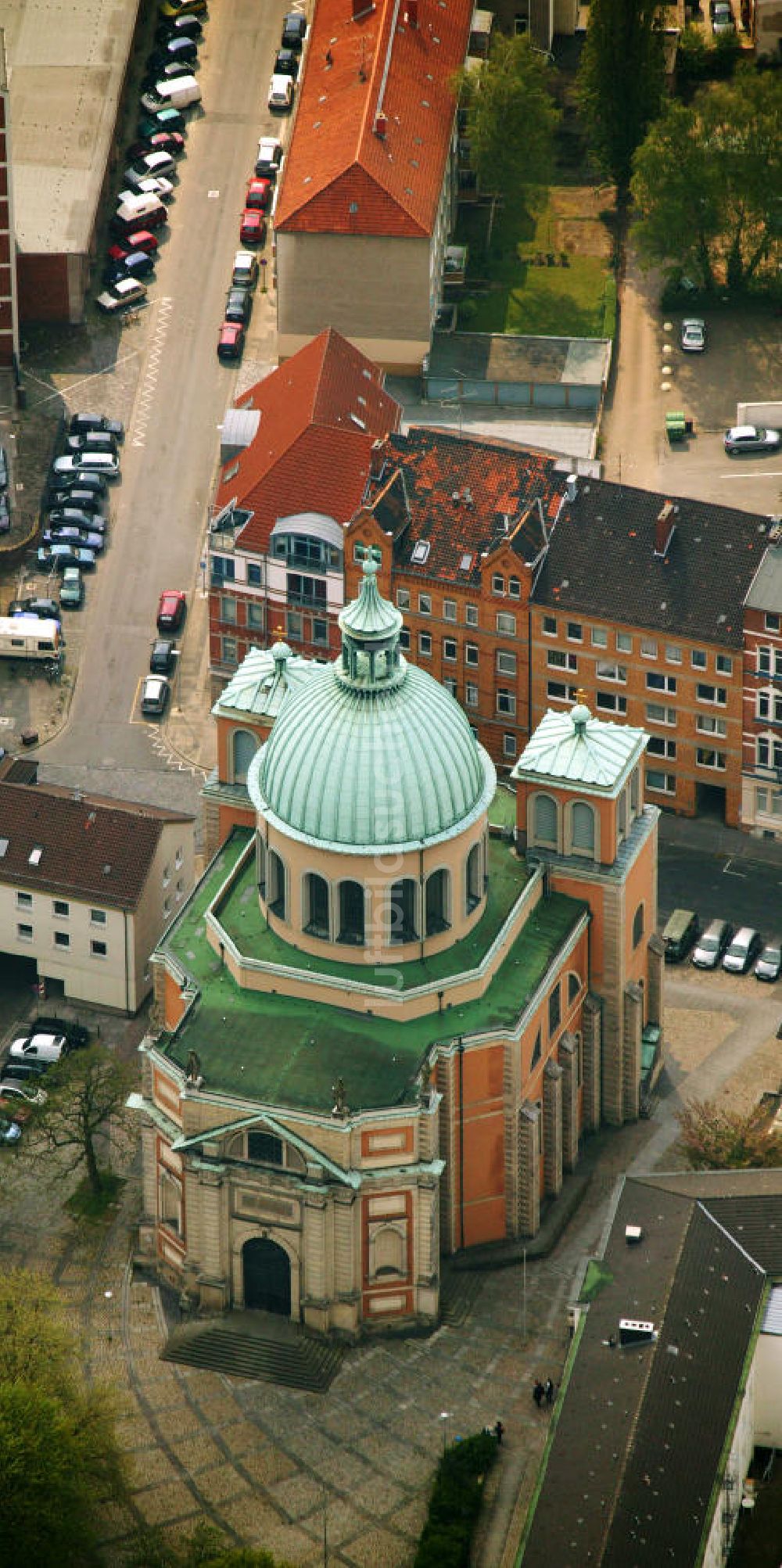 Luftaufnahme Hannover - Basilika St. Clemens in Hannover