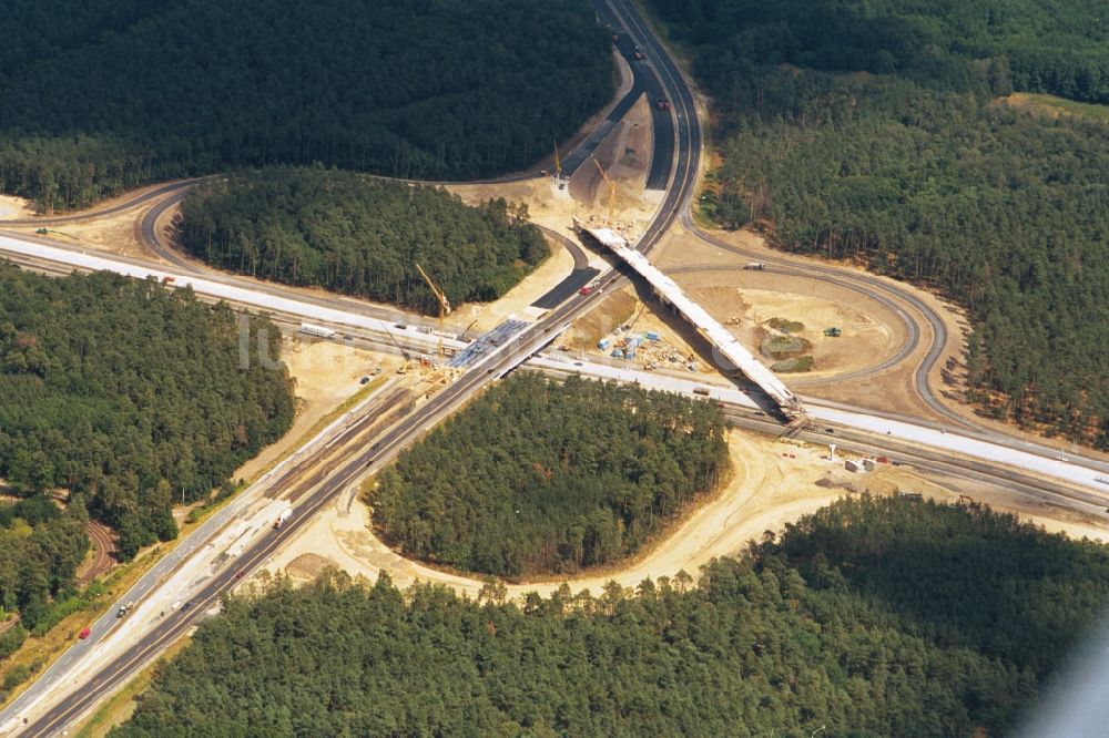 Potsdam aus der Vogelperspektive: Bau der Autobahn-Abfahrt A115 Potsdam-Babelsberg