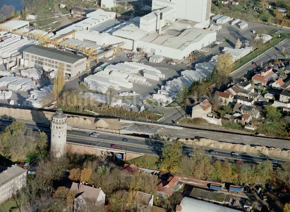 Königs Wusterhausen / Brandenburg aus der Vogelperspektive: Bau der Autobahnbrücke (A10) über die Straße zwischen Königs Wusterhausen und Niederlehme - ein Projekt der SCHÄLERBAU BERLIN GmbH